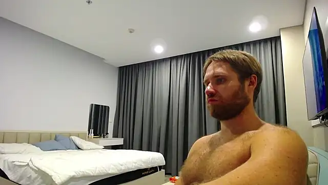 Pertunjukan Kamera Web LorenzoLux