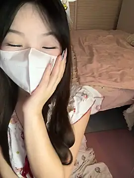 _xiaoxinxin_のウェブカメラショー