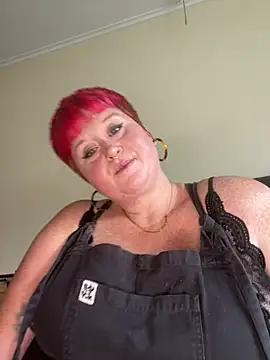 BustyRedxx – Live XXX-chat