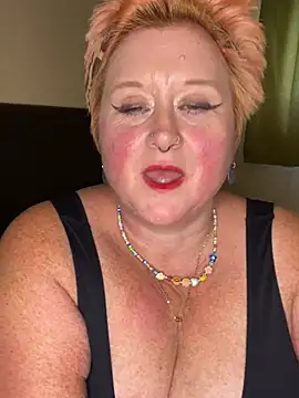 BustyRedxx Webcam-Show