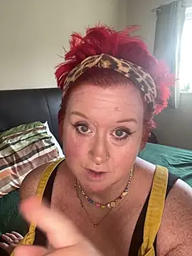 BustyRedxx Webcamshow