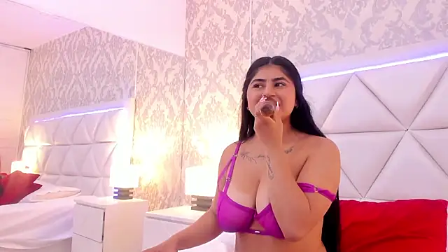 ScarletJons Adlı Modelin Canlı XXX Sohbeti