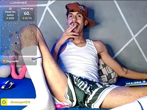 Show modela alexx_23cm na web-kameri