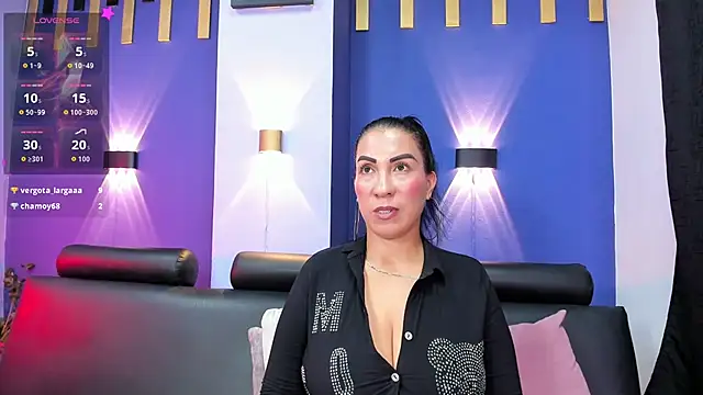 Chat +18 de AmberJoyMilf ao vivo