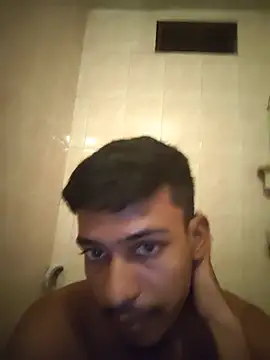 Show modela RAKIB5676 na web-kameri