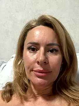 Tania201243's Webcam Show