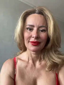 Tania201243 Webcam show