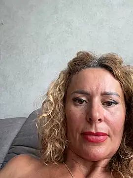 Tania201243 Webcamshow