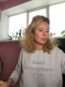 Tania201243 Webcam-Show