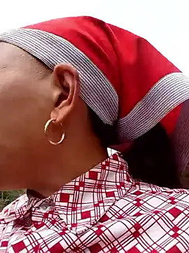 Agnes-baby's Webcam Show