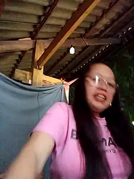 Agnes-baby webkamerás műsora