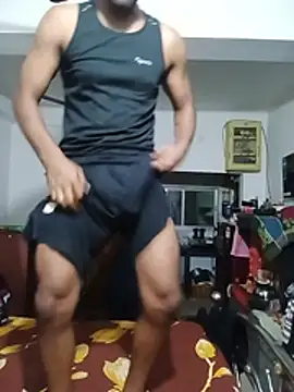 Vikash8240 Adlı Modelin Web Kamerası Şovu