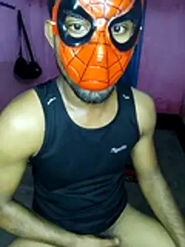 Show modela Vikash8240 na web-kameri