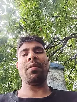 Vikash8240 Show in webcam