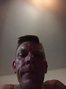 Der_Schoene_Penis Adlı Modelin Canlı XXX Sohbeti
