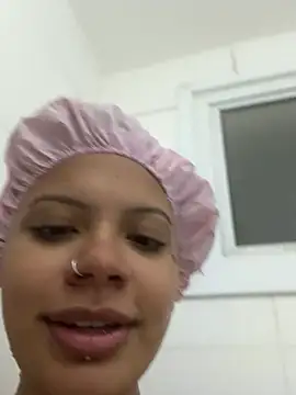 badm4h's Live XXX Chat