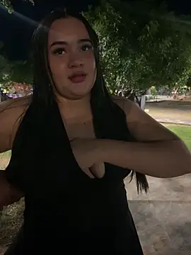 Datoka_adrenaline Show in webcam