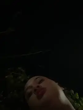 Show modela Datoka_adrenaline na web-kameri