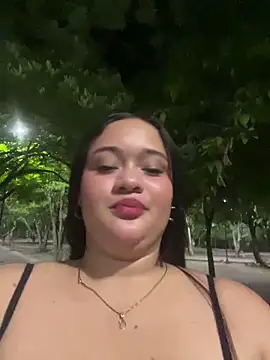 Show modela Datoka_adrenaline na web-kameri