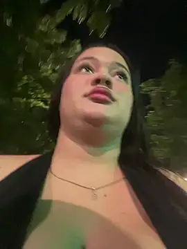 Show modela Datoka_adrenaline na web-kameri