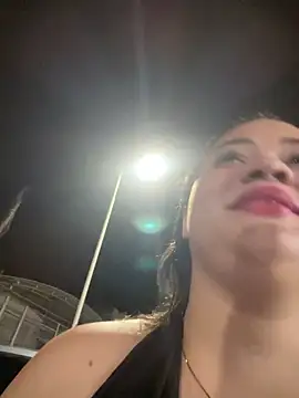 Datoka_adrenaline Show in webcam