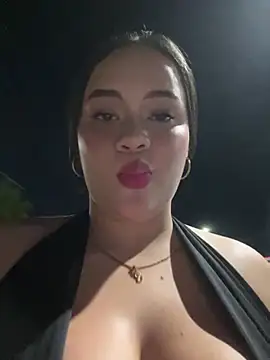 Show de Datoka_adrenaline na webcam