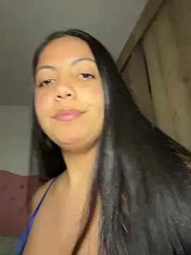 Chat +18 de Nina_Belle ao vivo