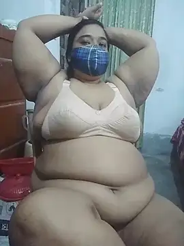 Chat +18 de momo_loves ao vivo