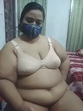 Chat +18 de momo_loves ao vivo