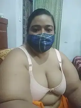 Chat XXX en directo de momo_loves