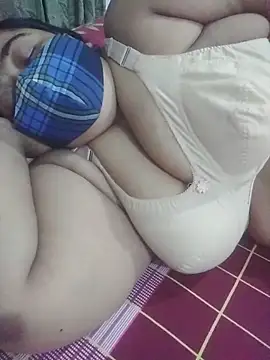 Chat XXX en directo de momo_loves