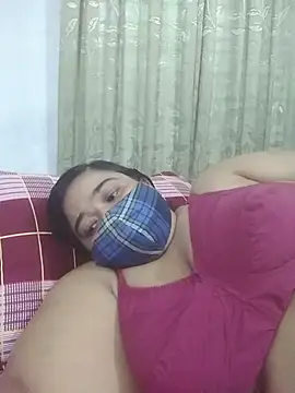 momo_loves ওয়েবক্যাম শো