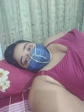 Онлайн чат XXX momo_loves