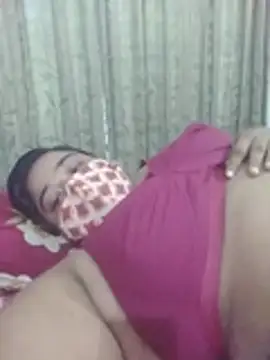 Show Webcam de momo_loves