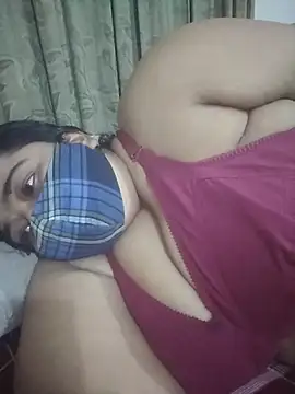 Chatroom XXX en direct de momo_loves