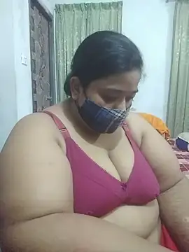 momo_loves ওয়েবক্যাম শো