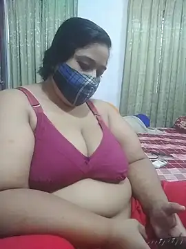 momo_loves' Live XXX Chat