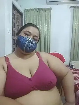 momo_loves Adlı Modelin Web Kamerası Şovu