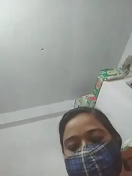 momo_loves' Live XXX Chat