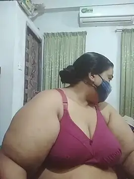 Show Webcam de momo_loves