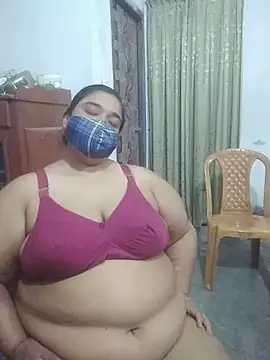 Chat +18 de momo_loves ao vivo
