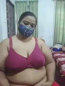 Show modela momo_loves na web-kameri