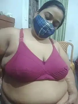 momo_loves' Webcam Show