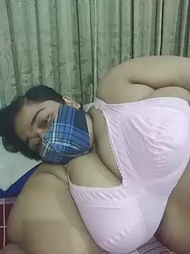 momo_lovesのライブXXXチャット