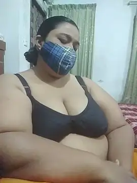 عرض كام momo_loves
