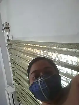 momo_loves ওয়েবক্যাম শো