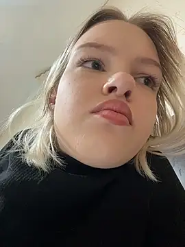 AshleyMur Adlı Modelin Canlı XXX Sohbeti