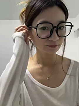 Xiaojuzi- 网络视讯表演