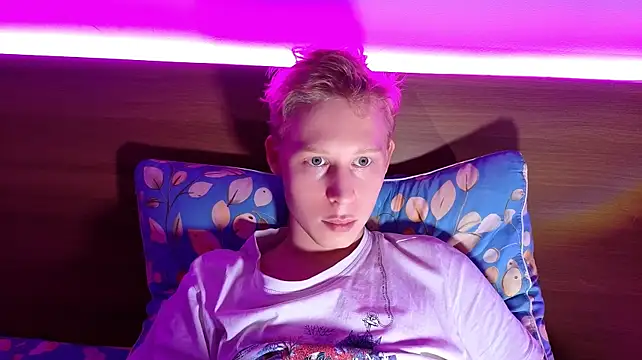 Pokazy przed kamerką – toxicpassion