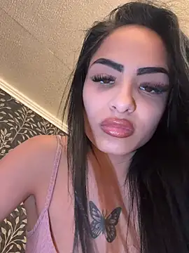 Evelin199's Live XXX Chat